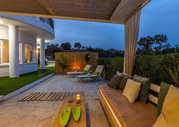 The White Cycladic Style With Plunge Pool * Херсониссос