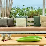 Apartment The White Cycladic Style With Plunge Pool