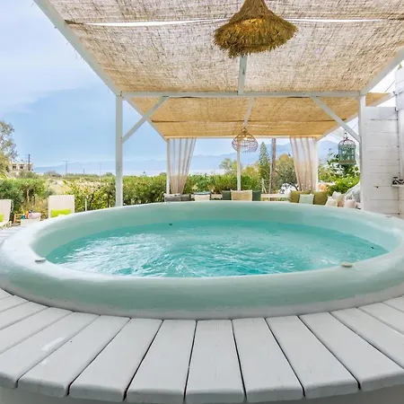 Apartamento The White Cycladic Style Apt With Plunge Pool Hersonissos (Crete)