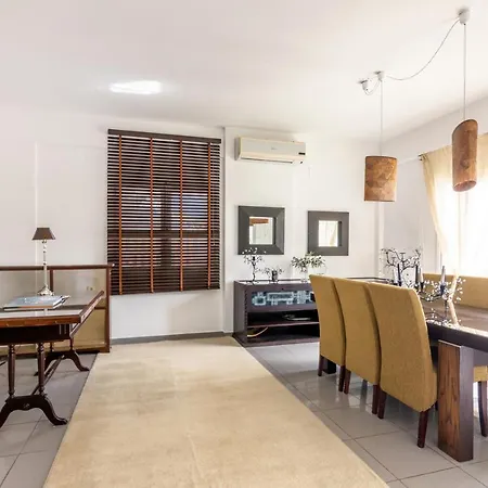 The White Cycladic Style Apt With Plunge Pool Apartamento Hersonissos (Crete)