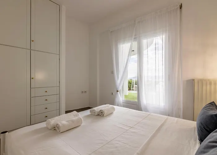 The White Cycladic Style With Plunge Pool Hersonissos (Crete)