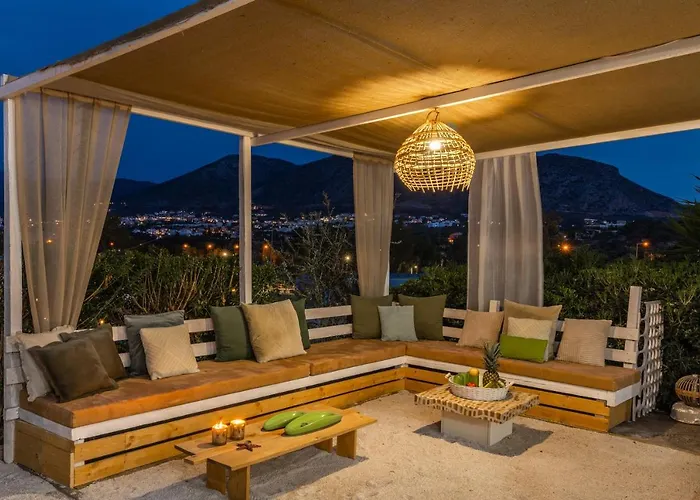 The White Cycladic Style With Plunge Pool Apartmán Hersonissos (Crete)